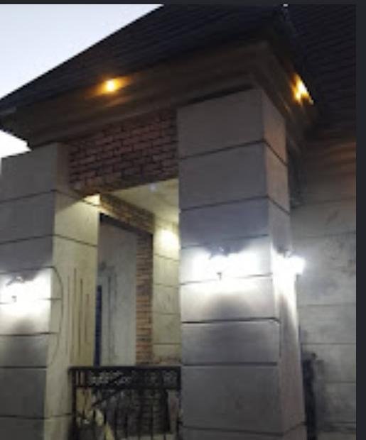 Exterior facade and gate lighting installation