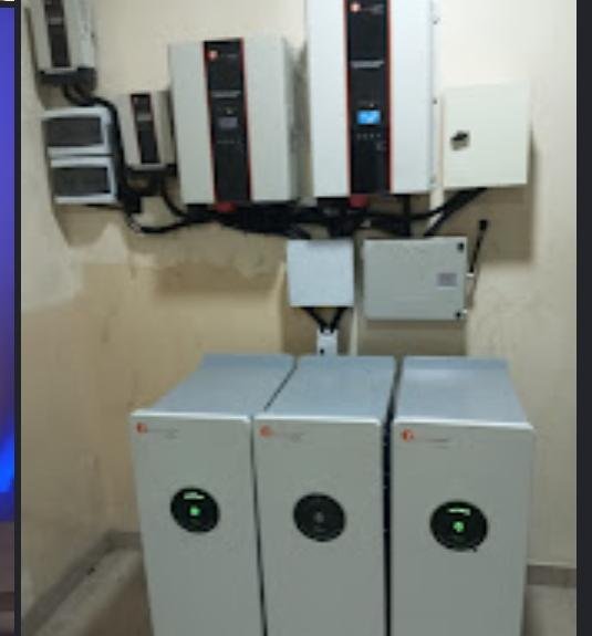 Solar inverter and battery installation